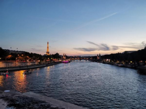 Appartement Cosy entre Tour-Eiffel & Champs Elysee
